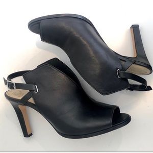 ‼️SOLD‼️ Vince Camuto Heels